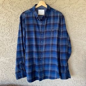 Blue Flannel Long-Sleeve by WEATHERPROOF VINTAGE